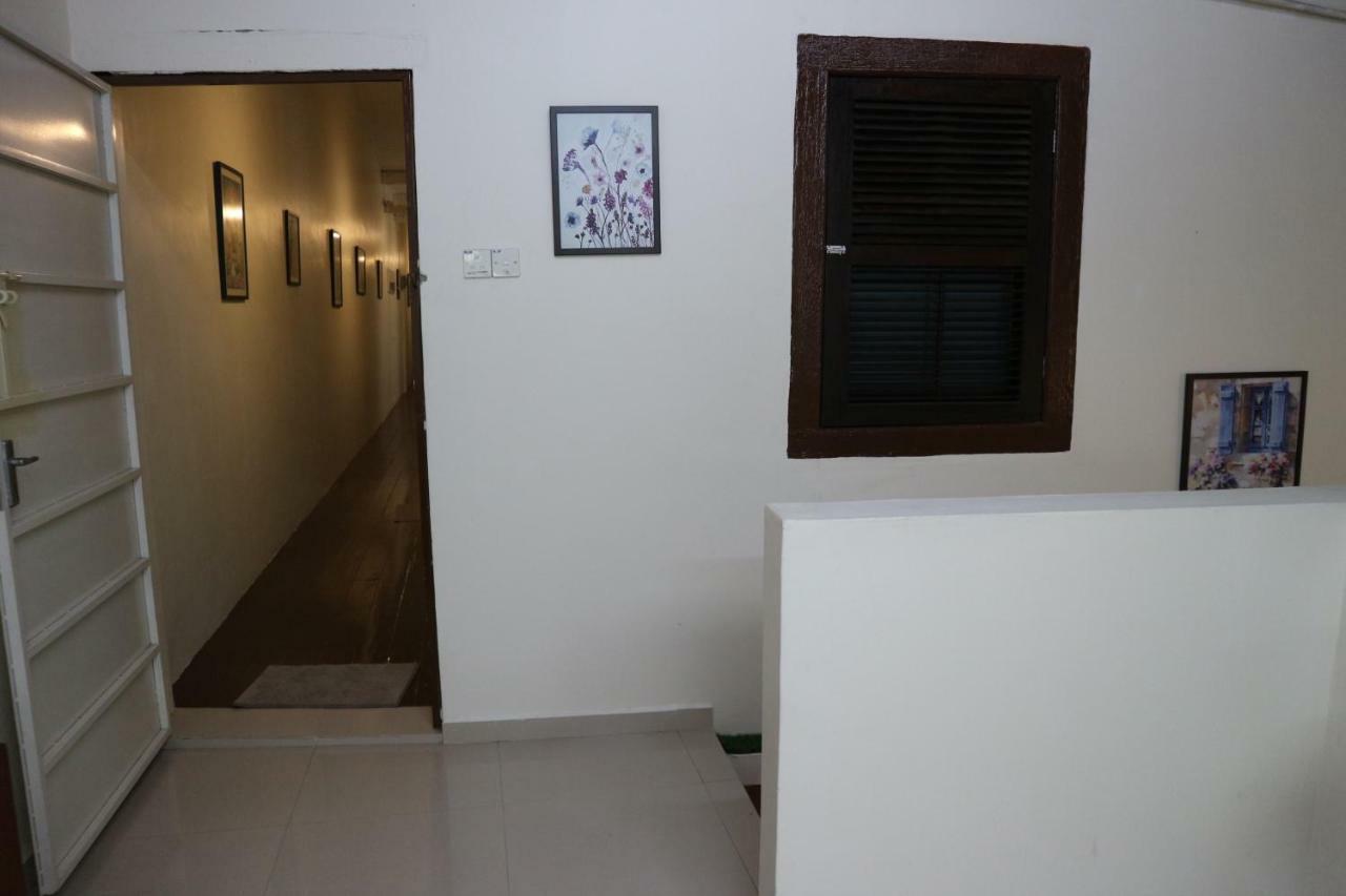 24 Kimberley Hotel George Town Exterior foto
